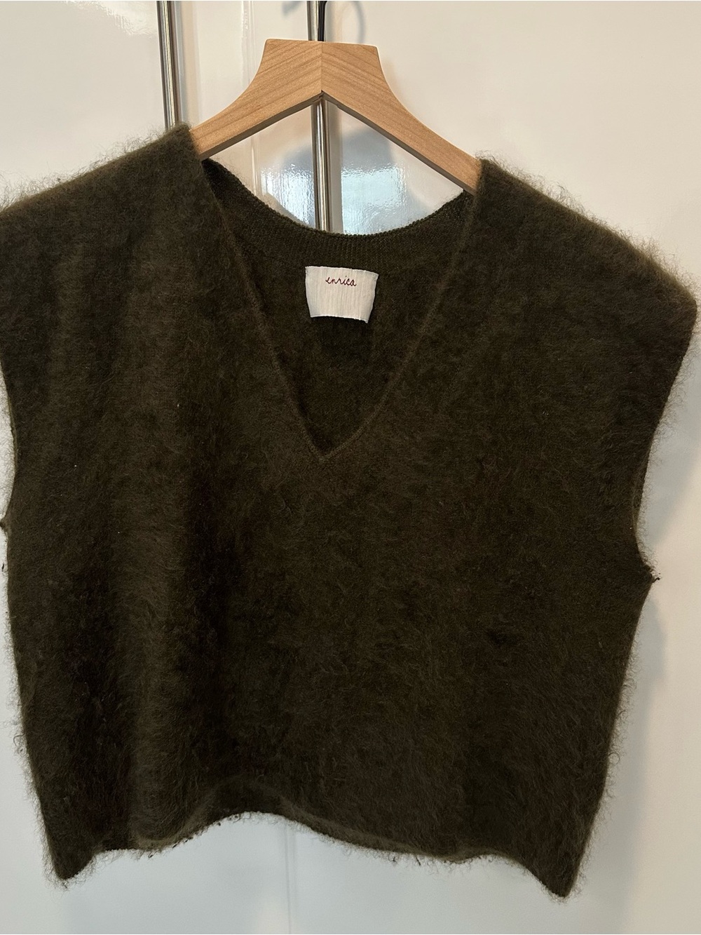 Olive Cashmere V-Neck Sleeveless Sweater Vest